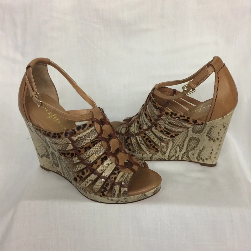 ❇ NWT ❇ Cole Haan Animal Print Tan and Neutral Wedge Sandals, Size 8.5 - Picture 3 of 4